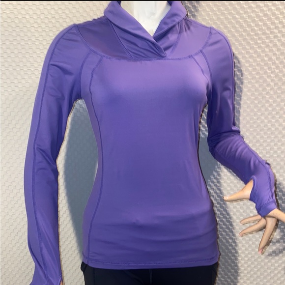 Lululemon Run: Trail Tech Pullover in grape. - Picture 1 of 4